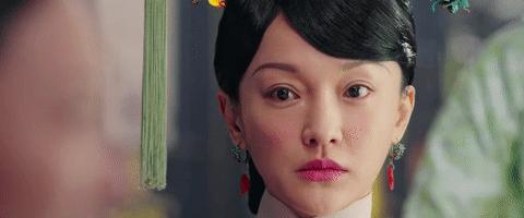 周迅青春靓丽蔡少芬人老珠黄,给皇后