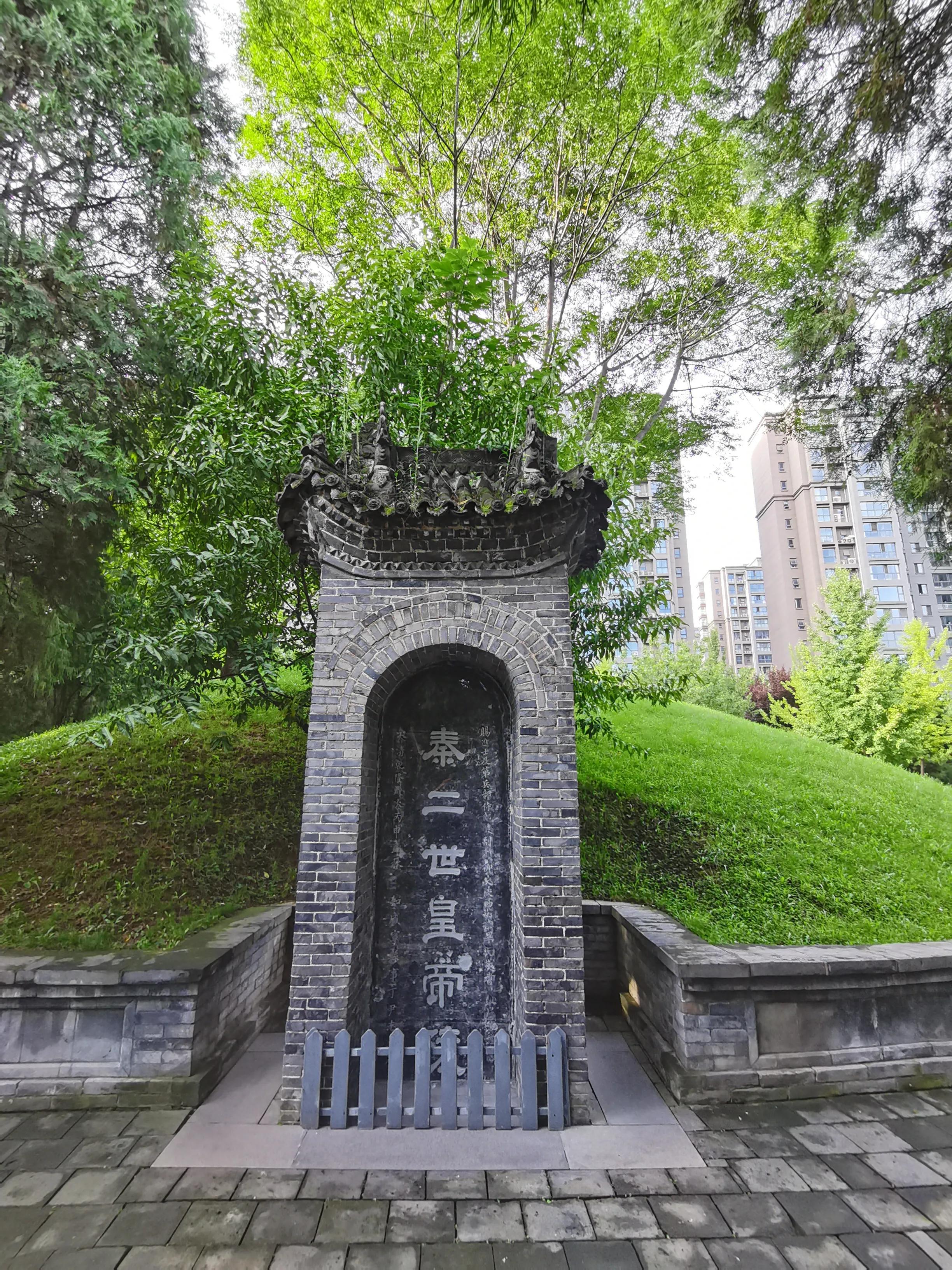 秦始皇死后陪葬,秦始皇死了后为什么埋葬骊山脚下