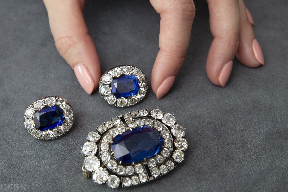 3万多买的钻戒能卖多少钱,3万块钱买的钻戒两年后还值多少