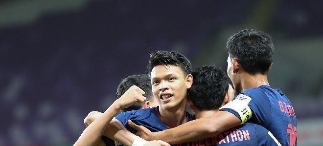 国足惨败马来西亚,国足对阵马来西亚首发阵容