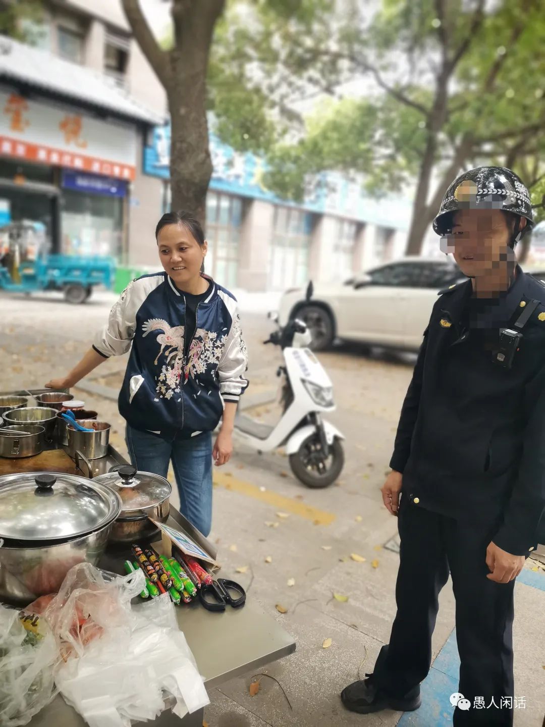 路边摊美食日记摆摊感受,在路边摊吃煎饼