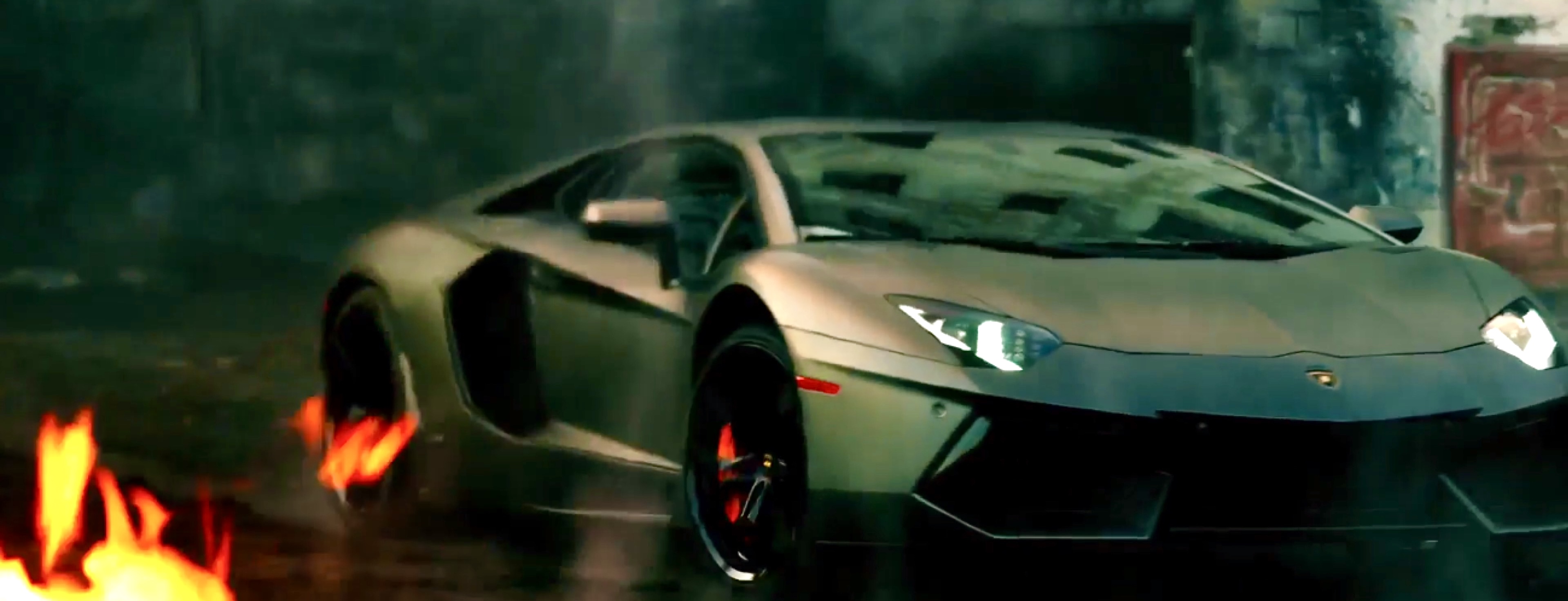 变形金刚禁闭人气为什么这么高,变形金刚禁闭战斗画面