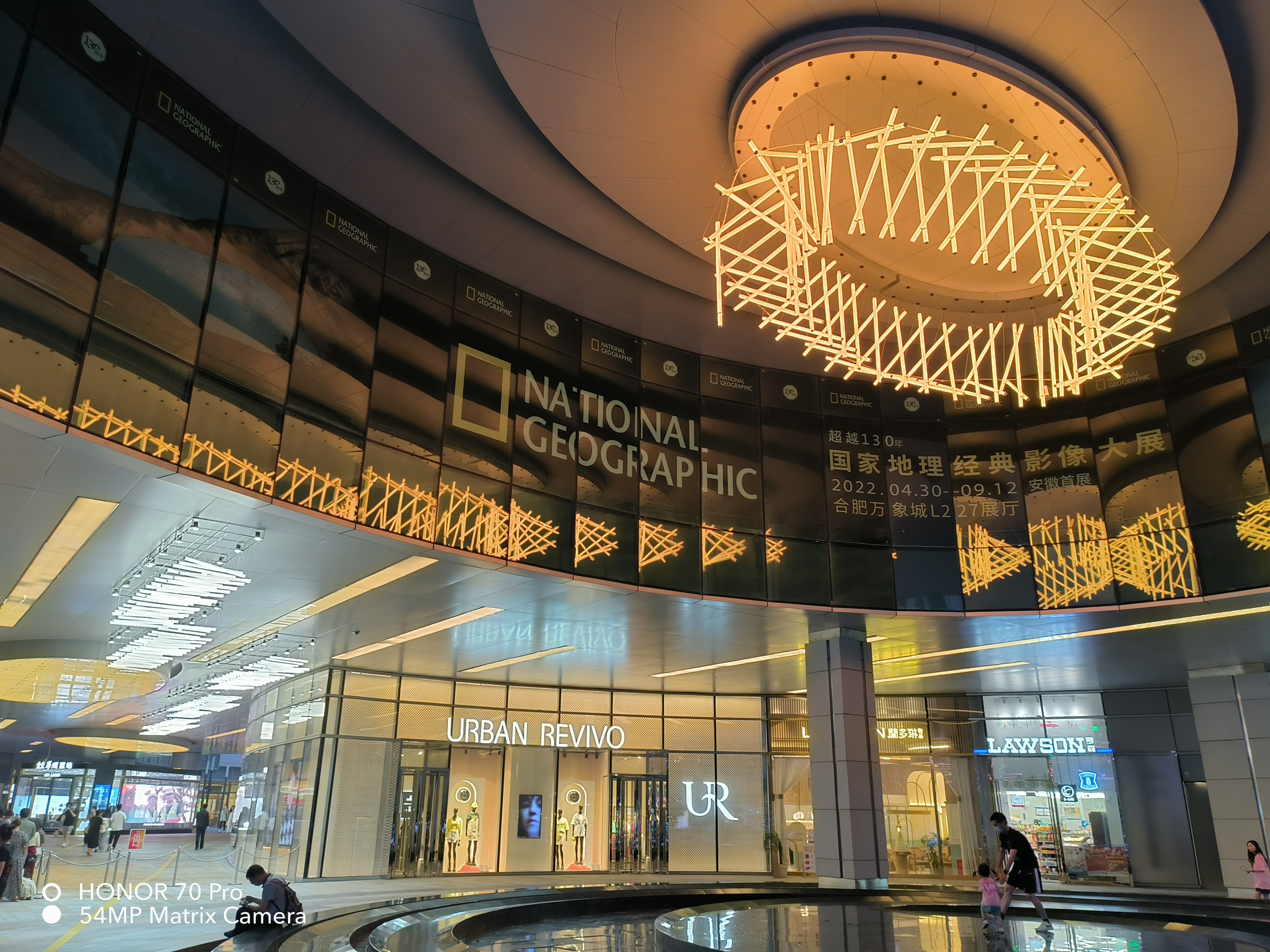 去年的荣耀70pro现在还值得买吗,荣耀70Pro基础配置