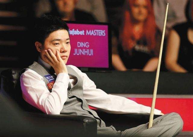 丁俊晖最新头条消息视频,丁俊晖化解局面