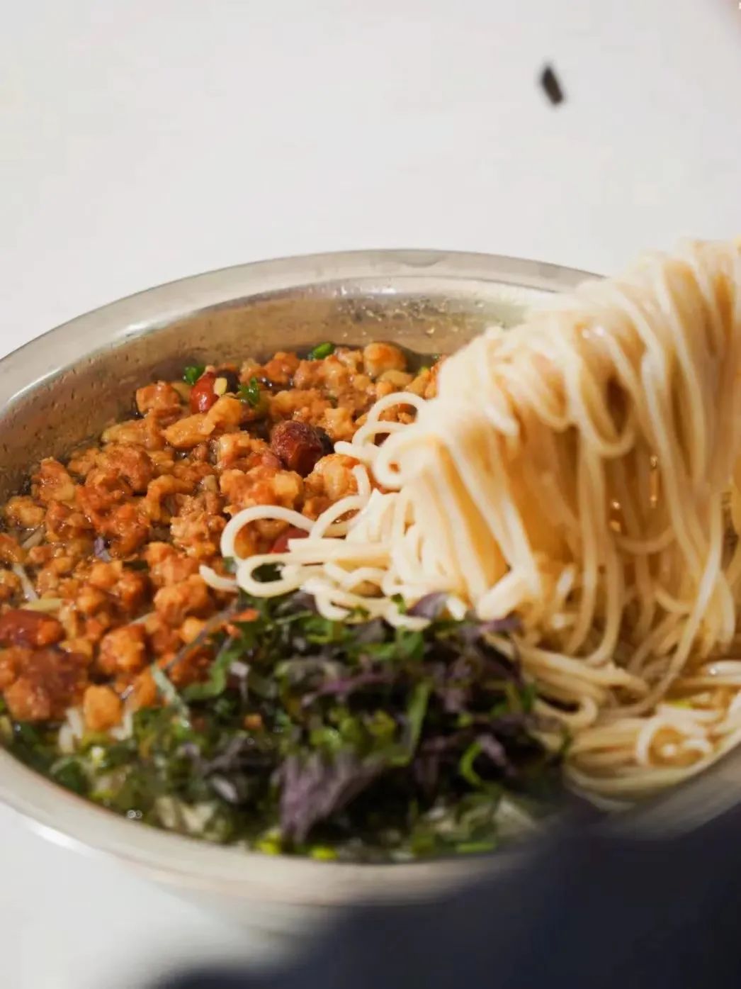 中国早餐界的内卷之王，为什么在广西？