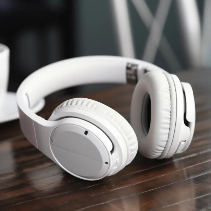 如何选不压迫耳朵头戴式耳机,戴什么耳机不会耳朵疼头戴式