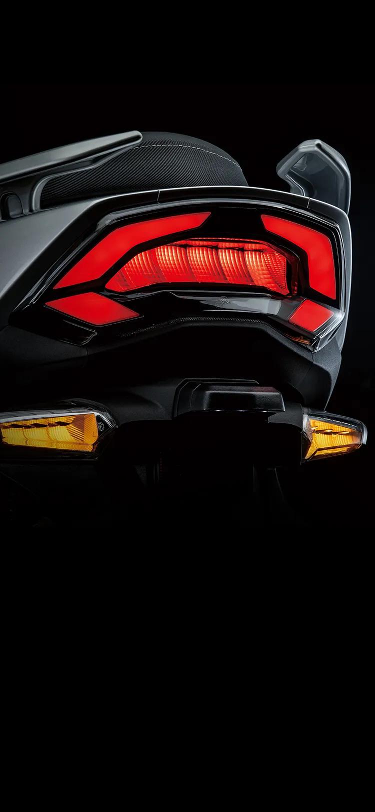 豪爵uhr150水冷踏板多少钱,豪爵uhr150踏板摩托车多少钱