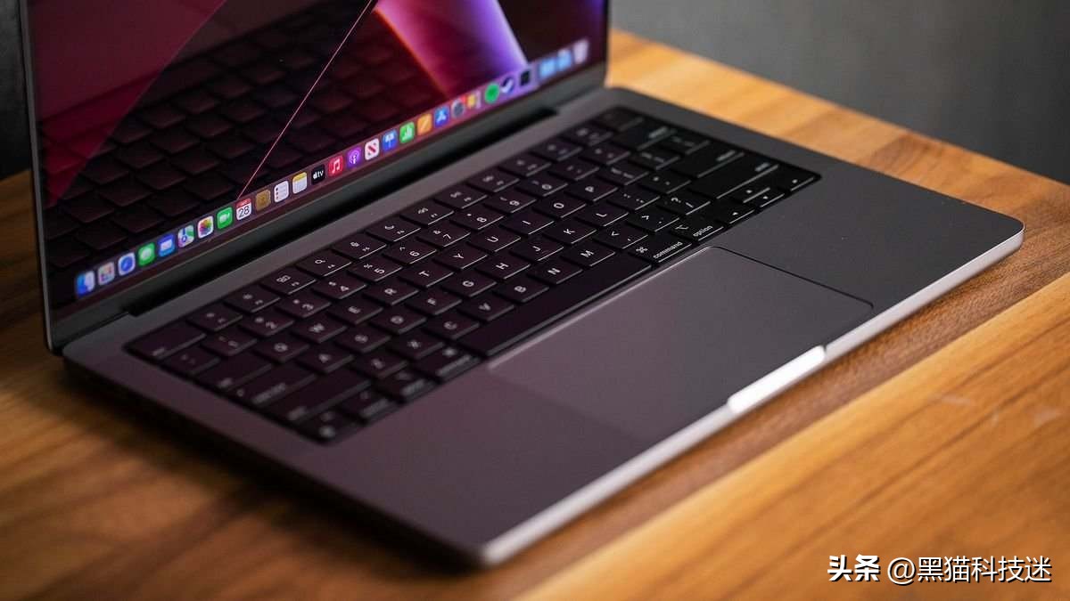 macos跟windows选哪个,macos能代替windows吗