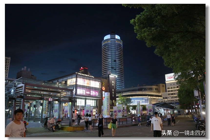 宁波天一购物广场,宁波特色天一广场