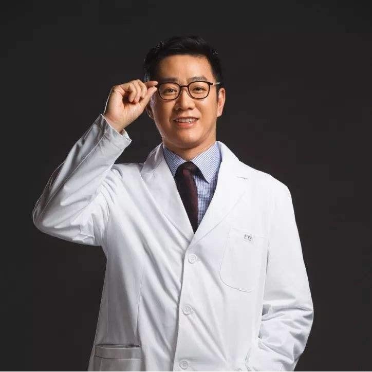 新型眼药水能治好老花眼,治疗老花的眼药水是真的吗