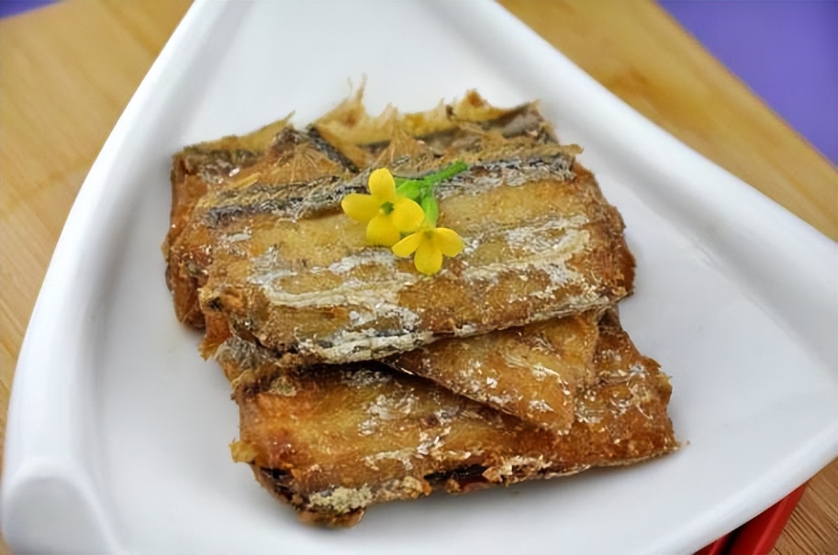 带鱼的12种家常做法,带鱼最好吃的做法大全集