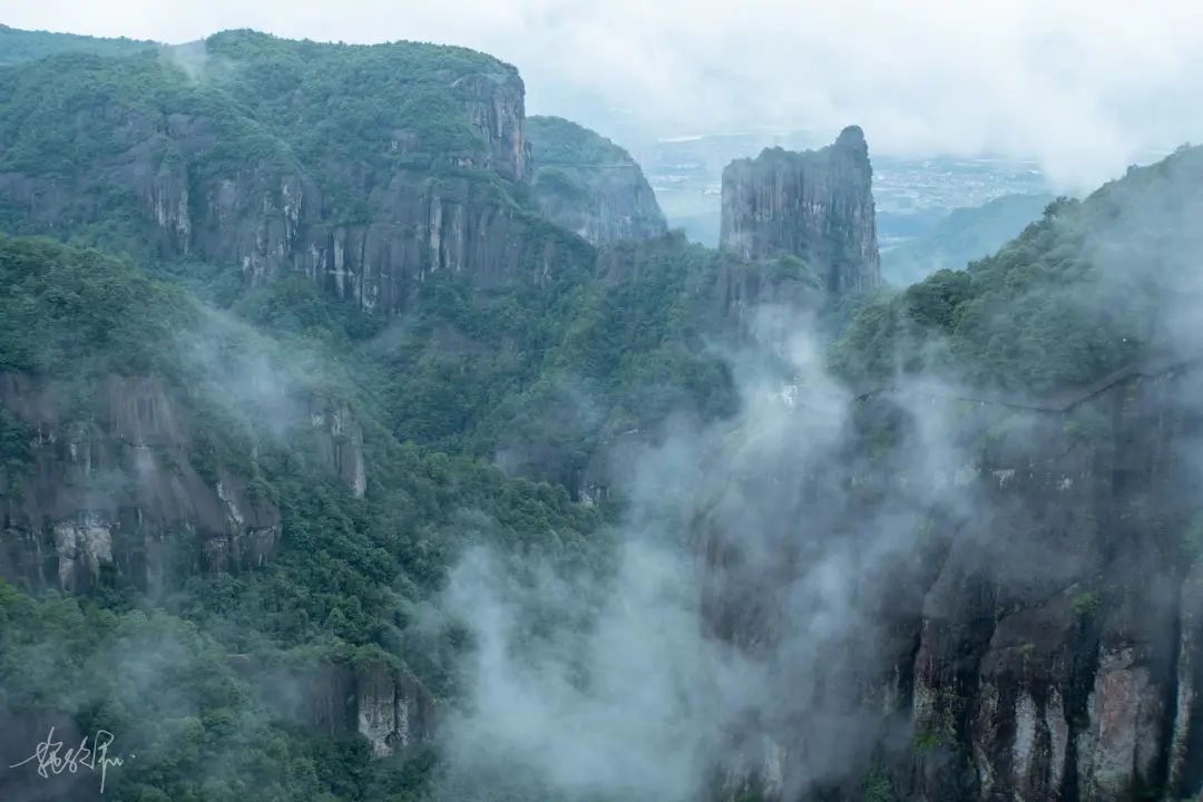 江南最接近“天堂”的地方，不是苏杭，是这座仙气飘飘的小县城