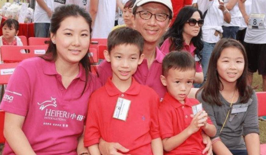 跳水女王伏明霞发福明显,跳水皇后伏明霞吉尼斯世界纪录