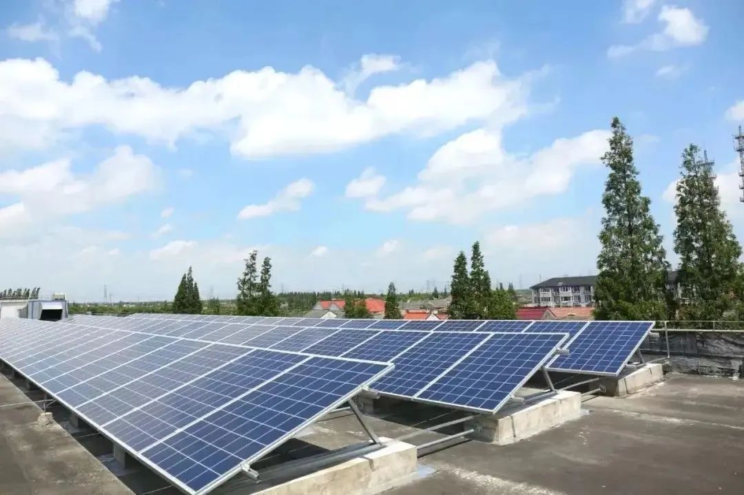 农村免费安装光伏发电可靠吗,农村光伏发电自己能免费用吗