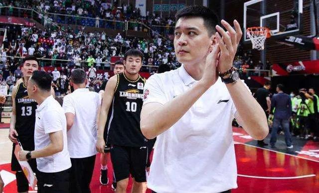 杨鸣教练再次担任辽宁教练,辽宁本钢教练杨鸣年薪多少万元