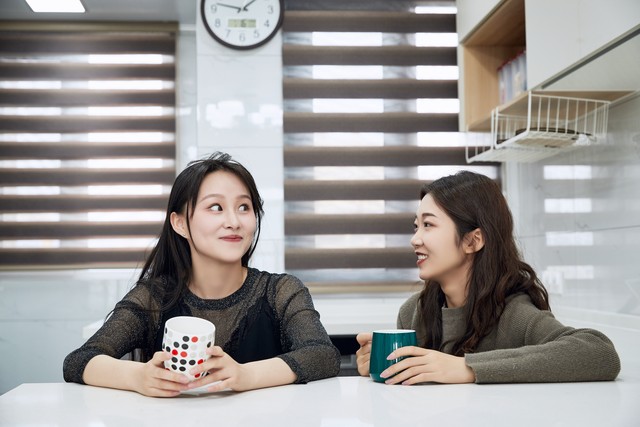 我的不检点闺蜜来避难，不料令男友十分尴尬