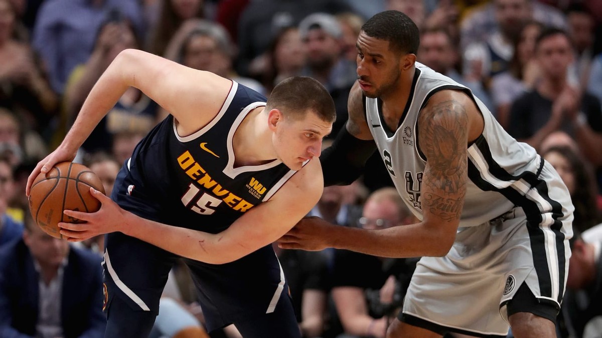 尼古拉约基奇超远三分,尼古拉约基奇早年经历