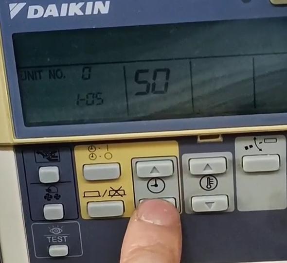 30多种空调点检拨码调试手册+水机氟机技术手册+监控+视频+软件