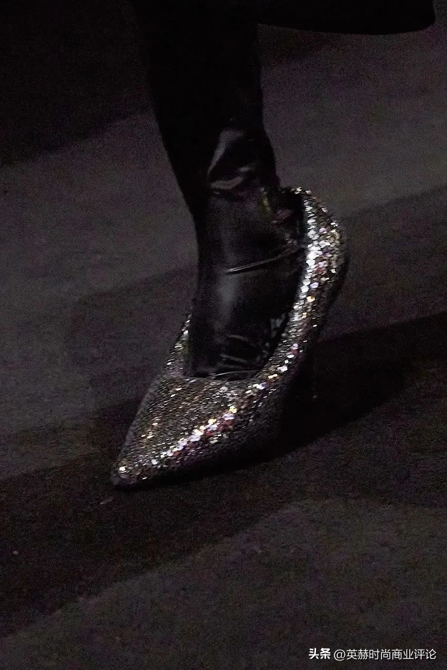 闃跨鏈ㄥぇ绾㈤瀷vs椹噷濂ュぇ澶撮澊,闃跨鏈ㄩ暱绛掗澊娼