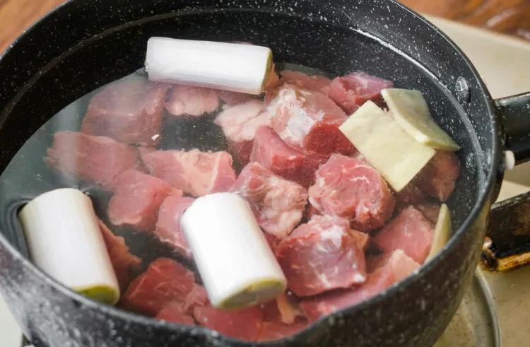 老年人适合饮用高蛋白质的食物吗,老年人如何进行高蛋白饮食