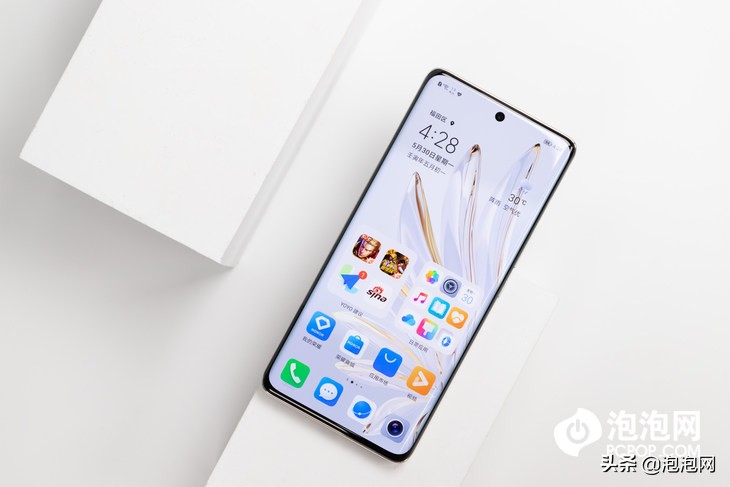 荣耀70pro深度评测,荣耀70pro上手实测惊喜不止一点点