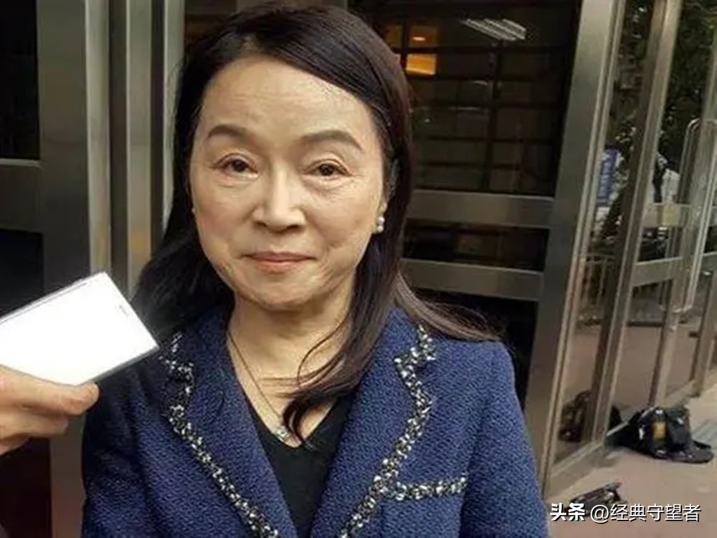 台湾周玉蔻大骂国民*党**蒋万安，扬言要揭露其父蒋孝严的风流韵事