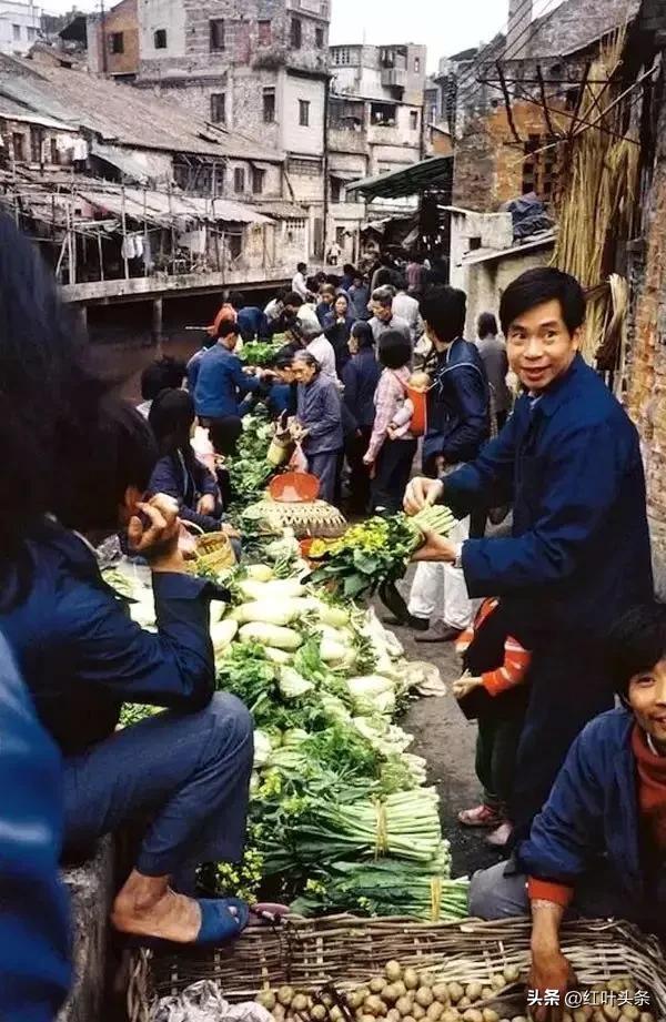 难忘的“票证”购物年代.孔令哲