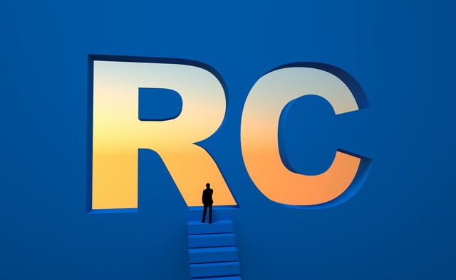 大盘股和小盘股哪个走势相对较强,大盘股和小盘股投资收益率高