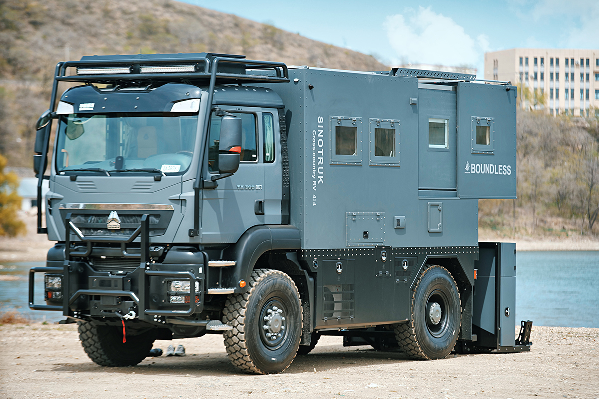 重汽曼恩拓蓝标房车,新款重汽曼恩4x4房车