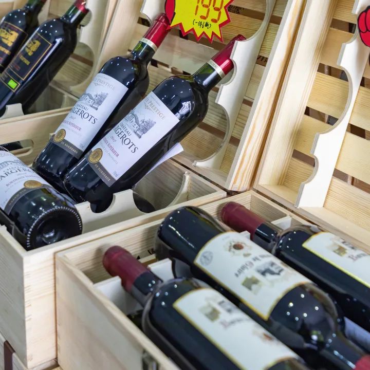 亚蓉欧国家馆商品展示中心,亚蓉欧国家商品馆年货活动