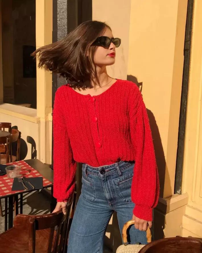 2018年最时髦的毛衣款式,2019年流行穿什么款式的毛衣