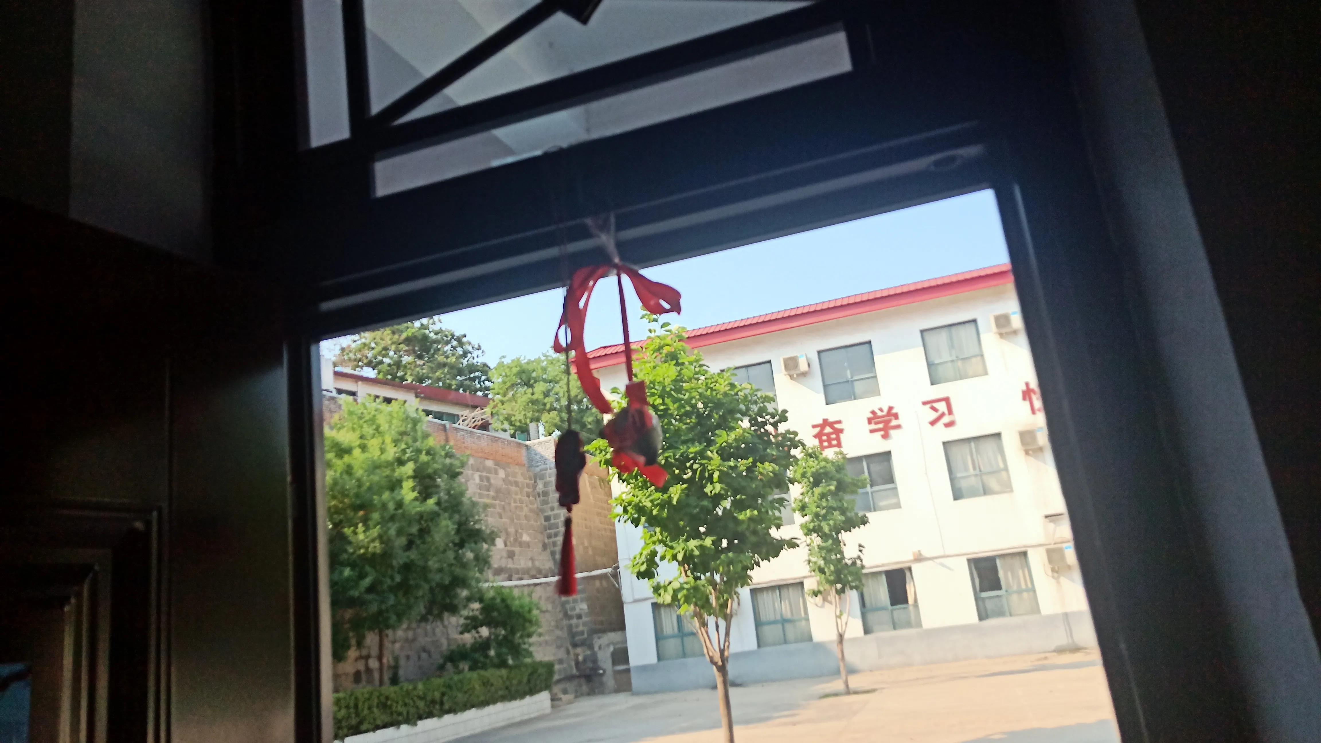 老师教错了怎么委婉纠正,学生回答错了老师应该怎么做