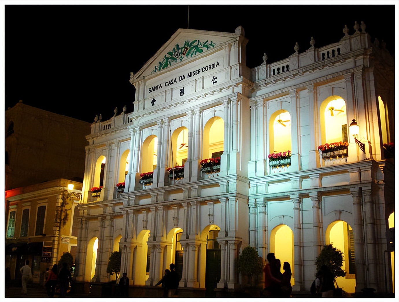 澳门特色景点最有名小吃,澳门的哪些特色景观
