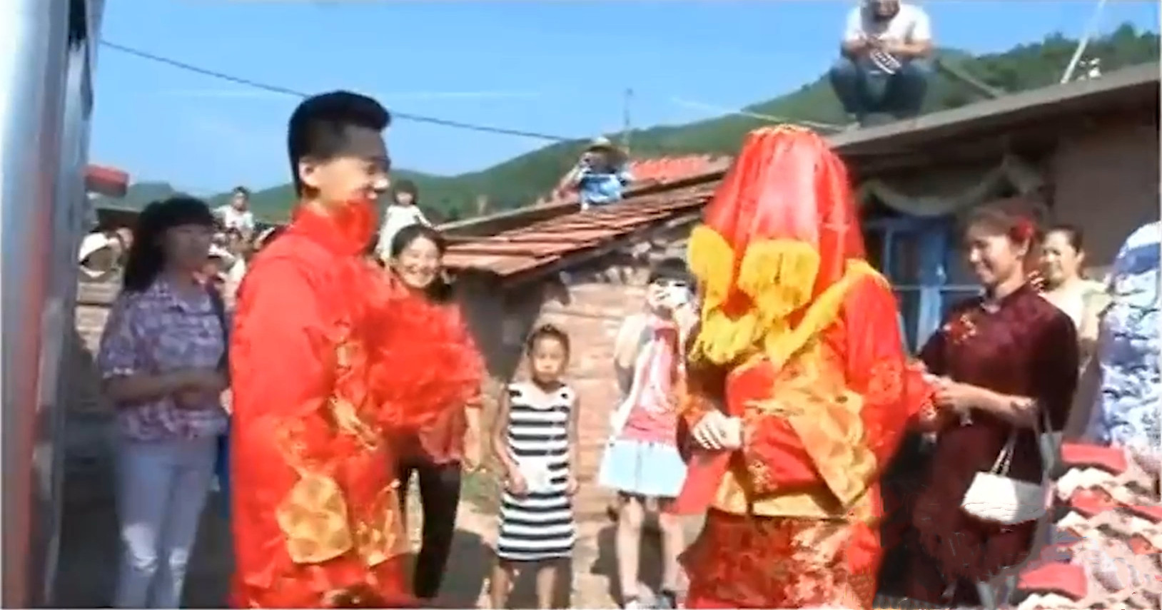 澳洲白富美东北小伙,澳洲美女嫁给淄博歌手