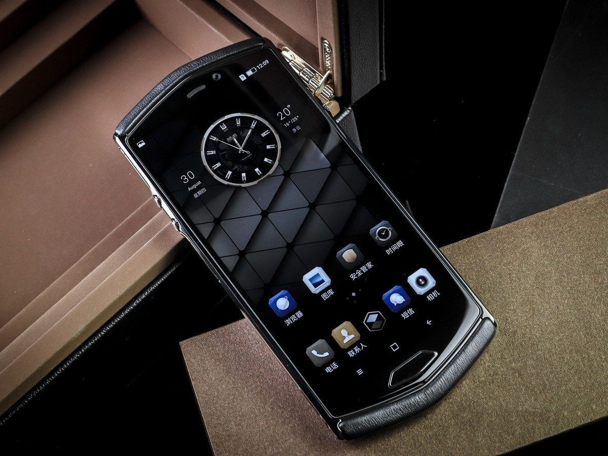 iphone14promax价格跌破发售价,iphone14promax售价暴涨