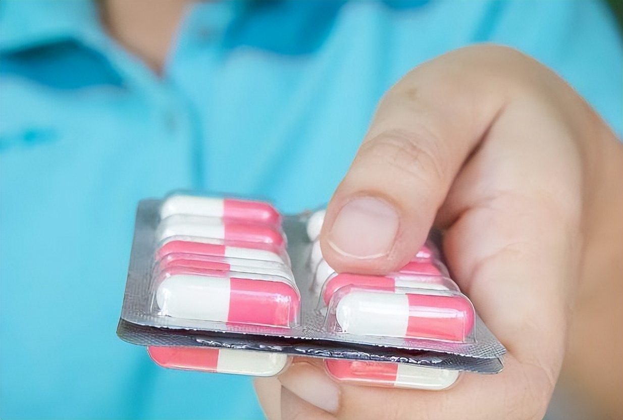 老年人夫妻生活，可以到多大岁数？一周几次为好？正确说法来了