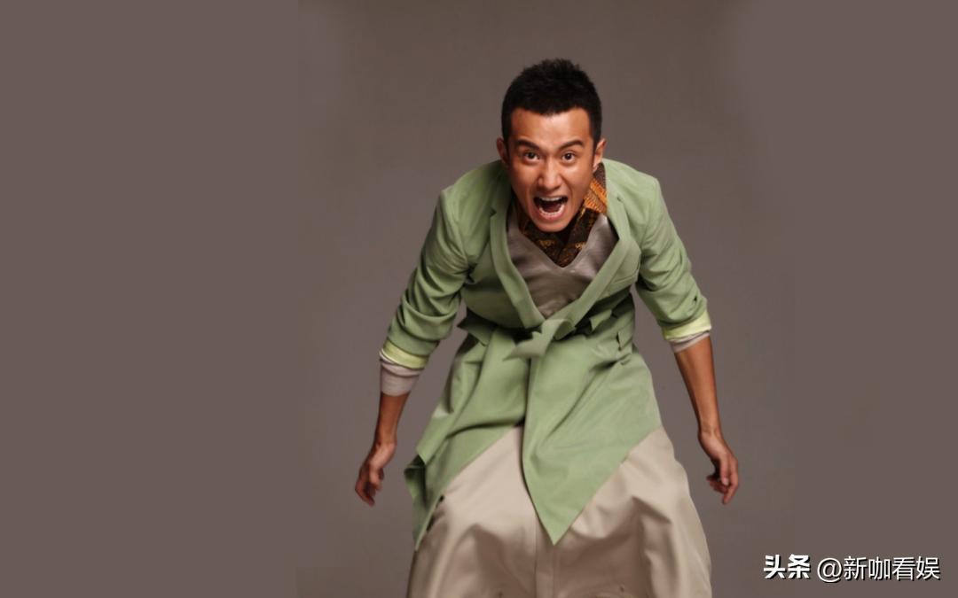 文章低头转身视频,文章勇敢面对