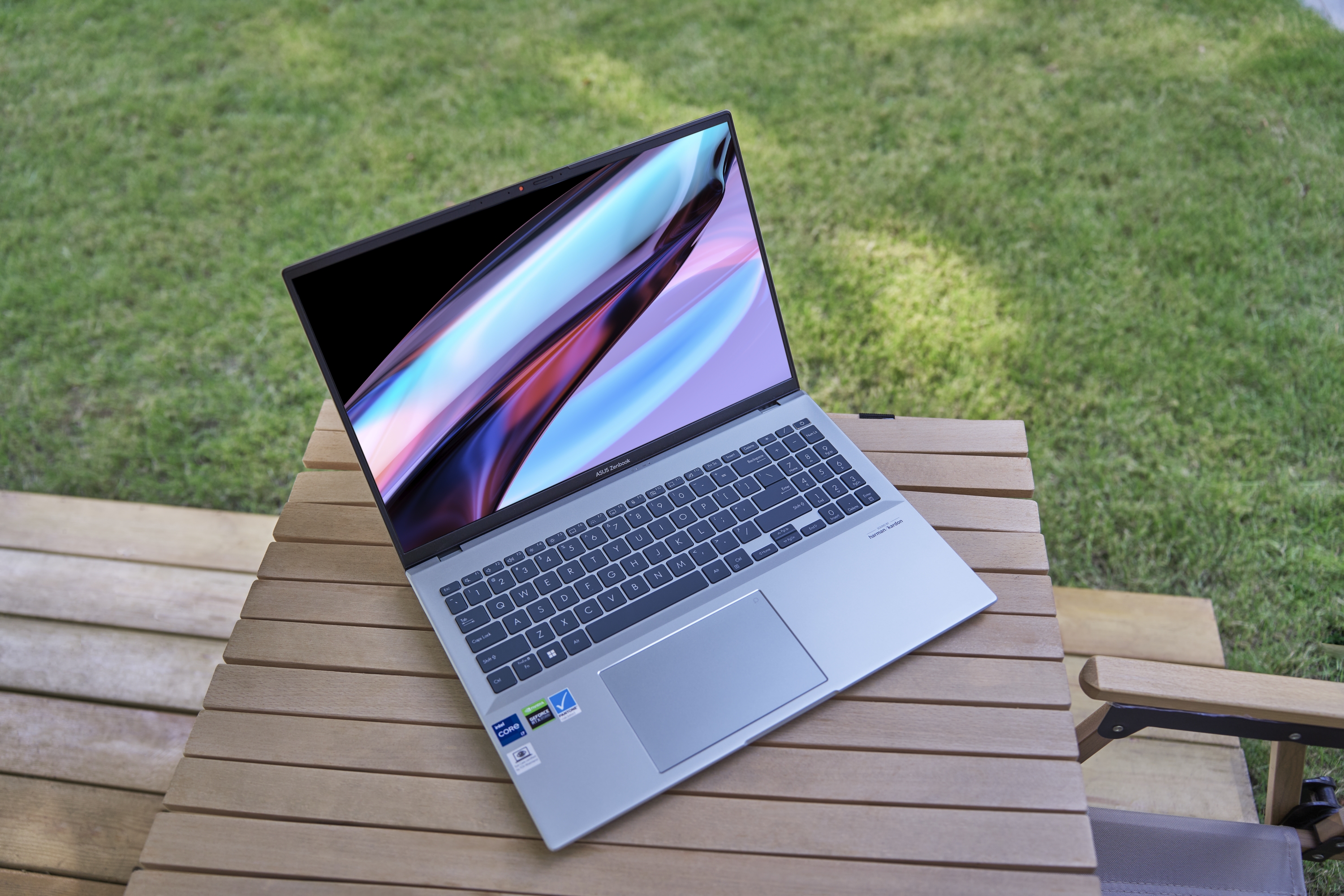 mac设计用哪款比较好,macbook创意设计本