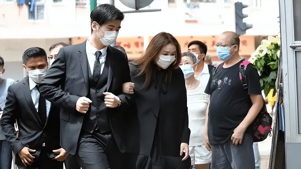 澳门千金何超盈,豪门嫁女何超盈结婚