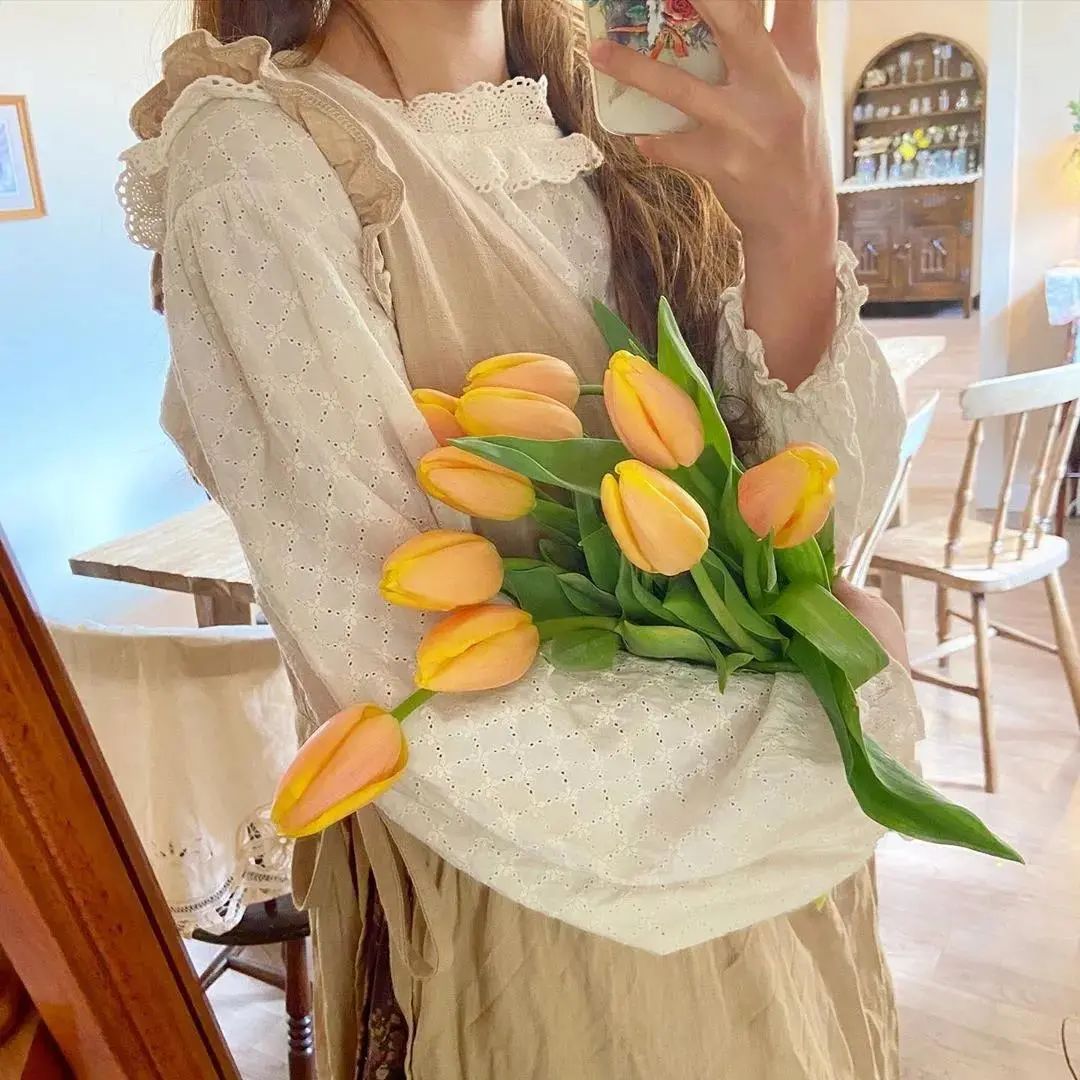 朋友圈背景送给大家,朋友圈背景送你一朵花