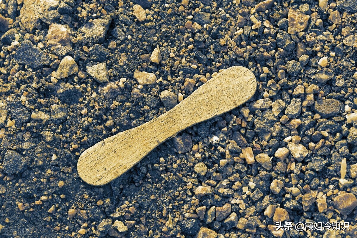 古代没有发明纸之前用什么擦,古代各个朝代用的纸