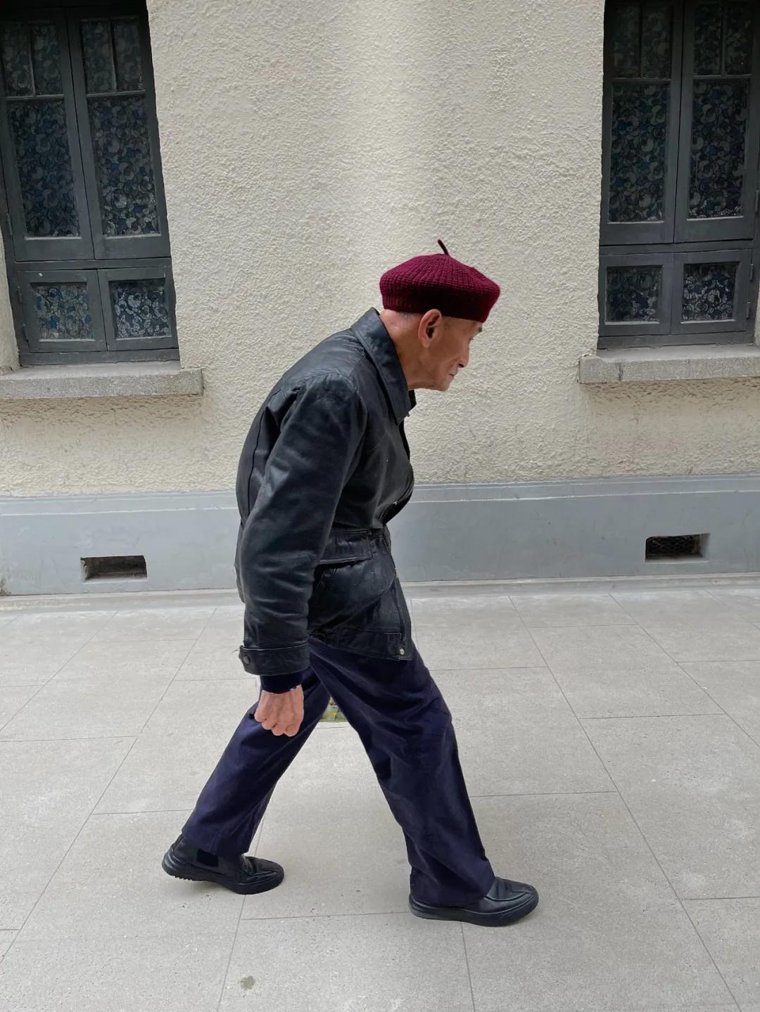 抖音里不敢点赞的女明星,上海最显年轻的网红