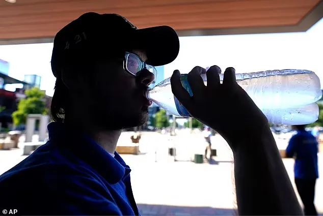 51.7℃！“热穹顶”突袭北美！美国德州=中国河北？