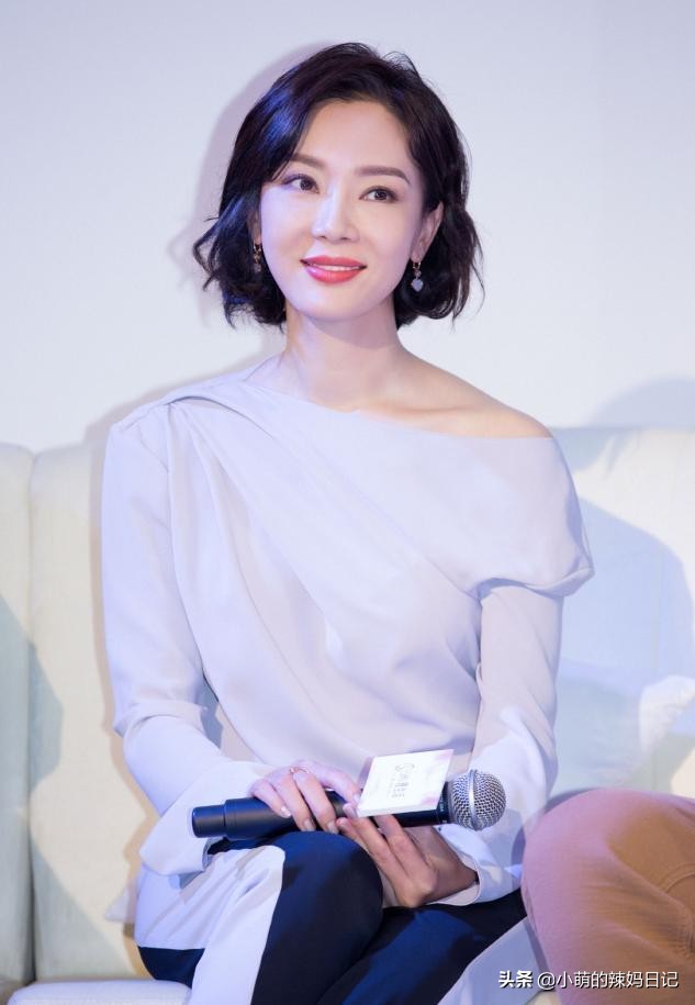 适合头发多的减龄烫发,今年最适合的短头发烫发