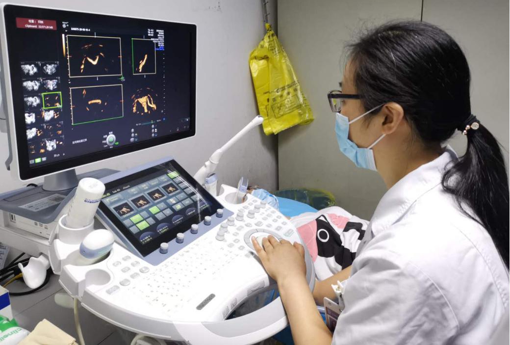 25岁女子有2个子宫,24岁女子体检发现有两个子宫