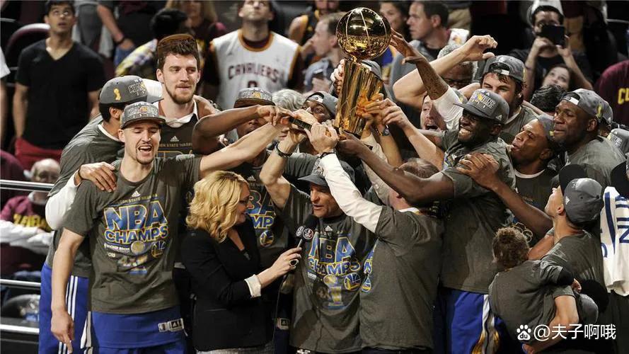 三分狂潮哈登怎么玩,21-22赛季勇士夺冠之路