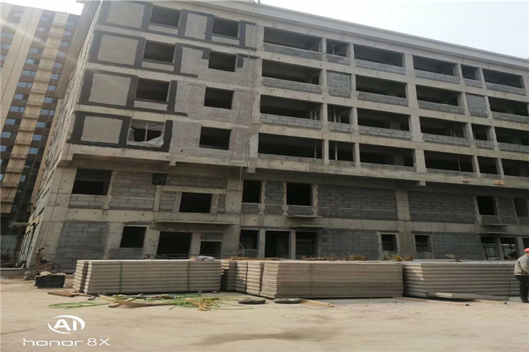 隔墙用红砖好还是轻质隔墙板好,轻质隔墙板和轻钢龙骨隔墙价格