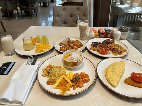 哈伊马角利兹卡尔顿,哈伊马角沙漠丽思卡尔顿酒店