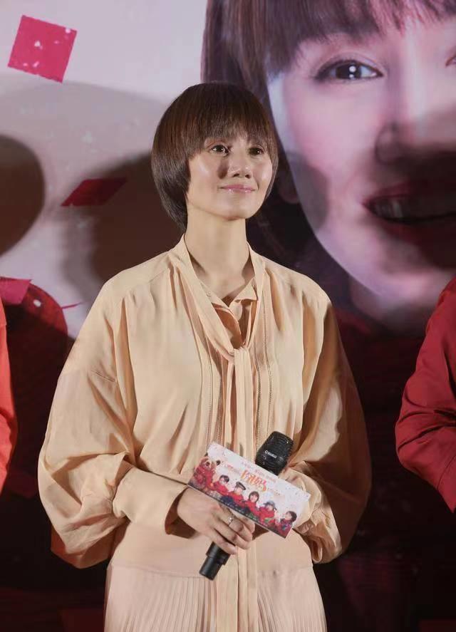 袁泉生活穿衣搭配,袁泉的百万衣橱