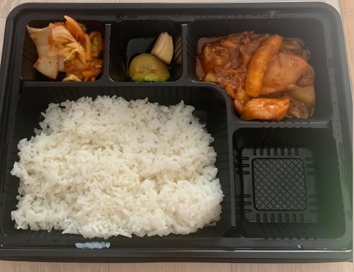 在韩国当兵有多惨,在韩国当兵惨吗